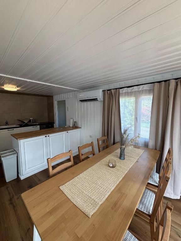 Cozy 2-Bedroom Bungalow - Resim 45