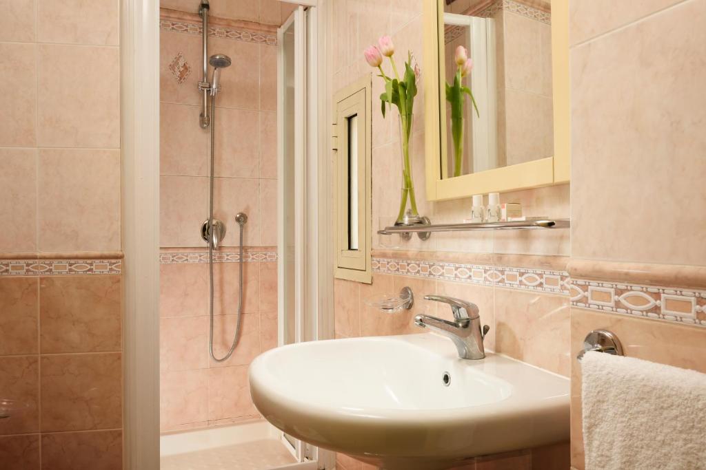 Koupelna v ubytování Hotel Patria