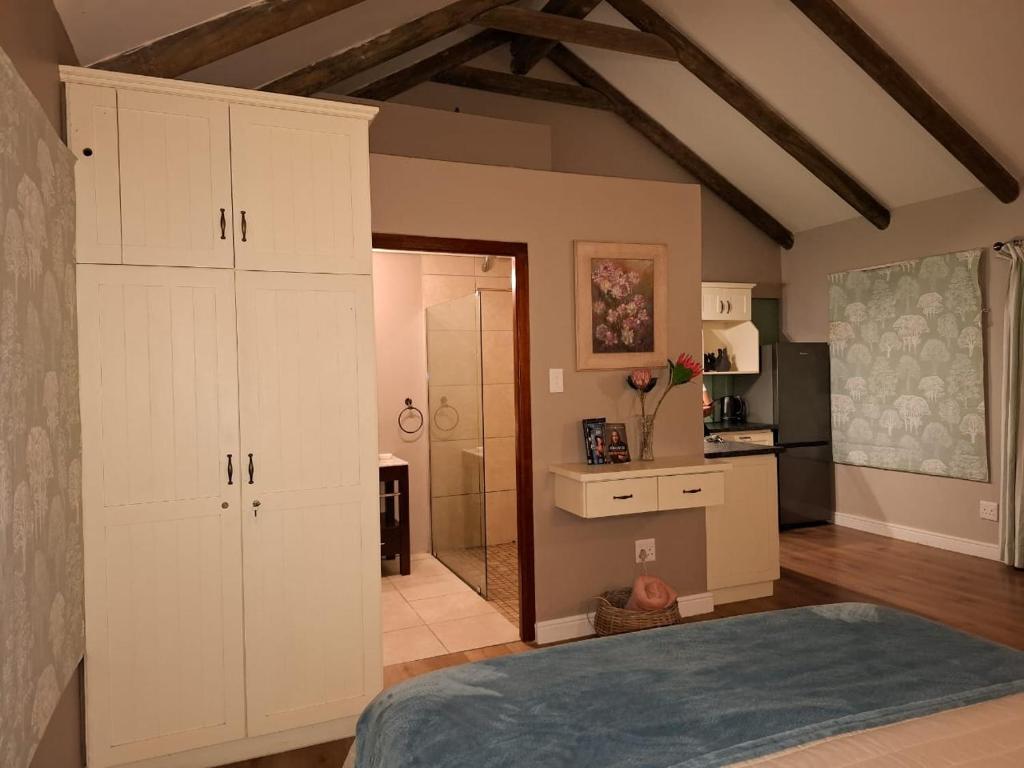 Ένα ή περισσότερα κρεβάτια σε δωμάτιο στο Fork and farm guest houses