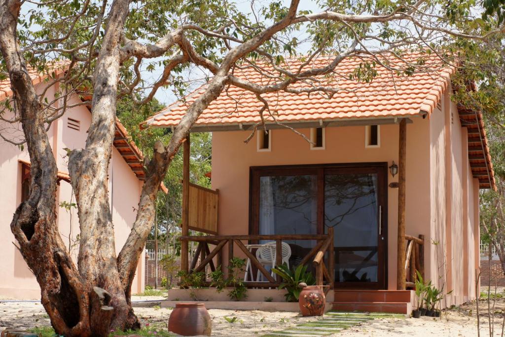 Gold Sand Beach Bungalow - 4