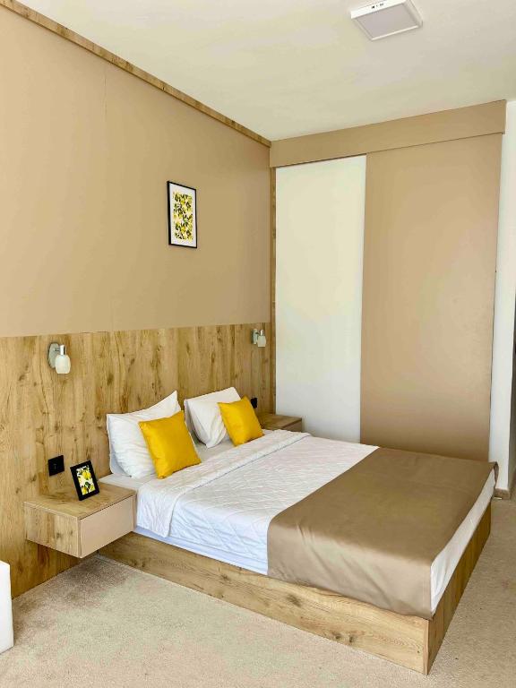 Postel nebo postele na pokoji v ubytování El Mar Hotel