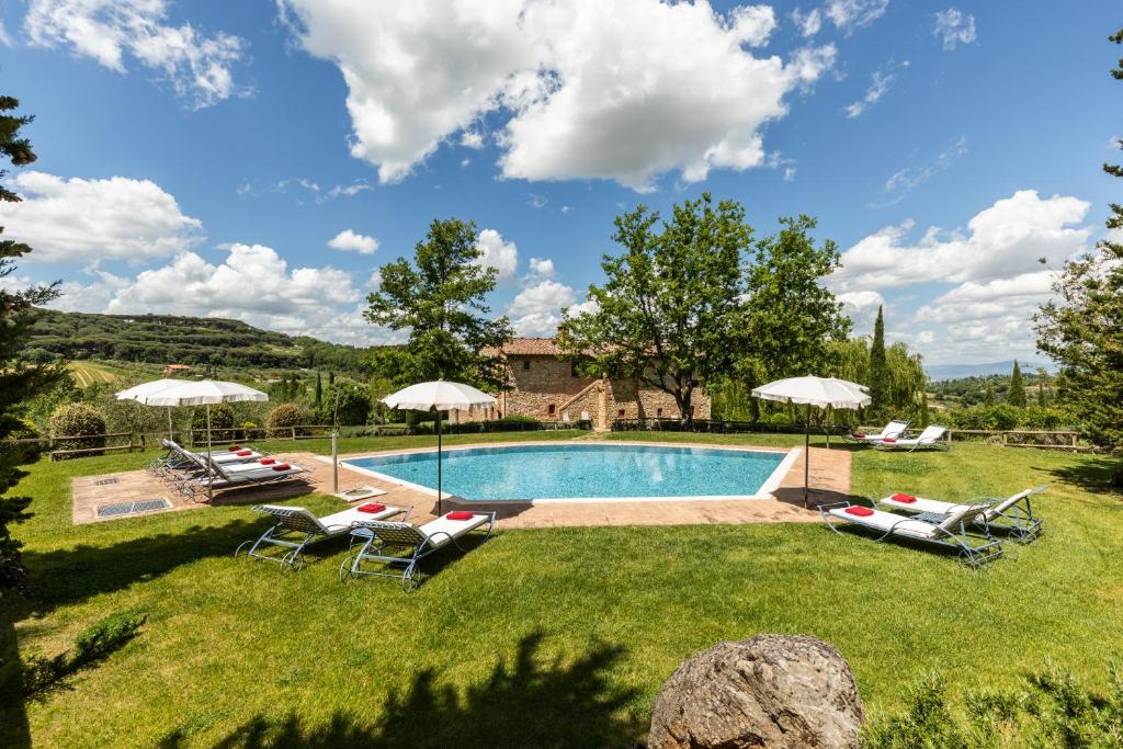 Bazén v ubytování B&B - Podere Monti nebo v jeho okolí
