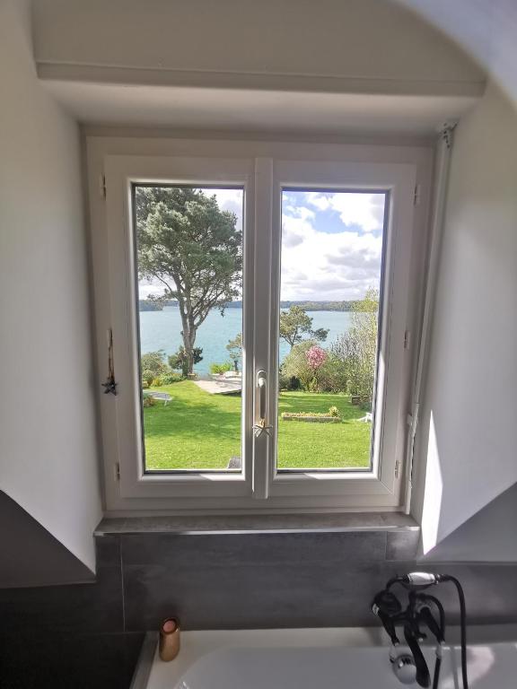 Les pieds dans l'eau - 12