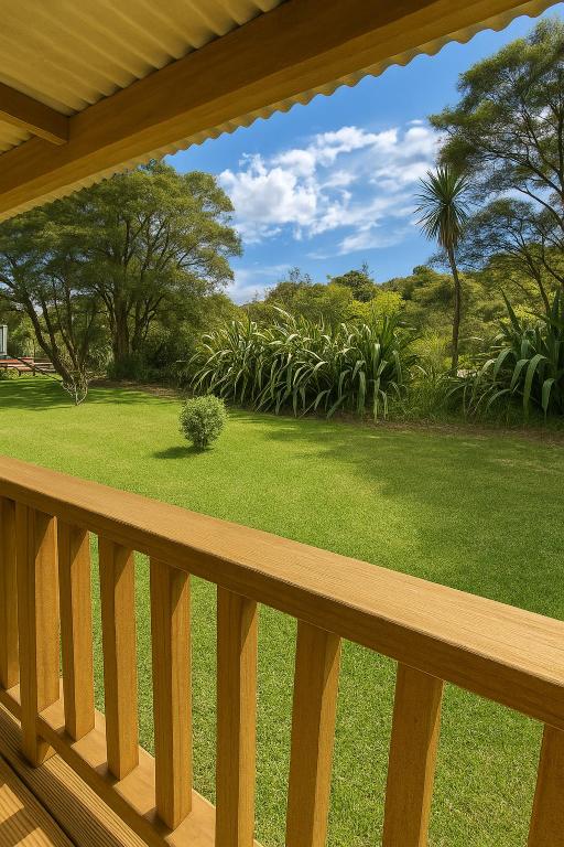 30 on Colville - Resim 1