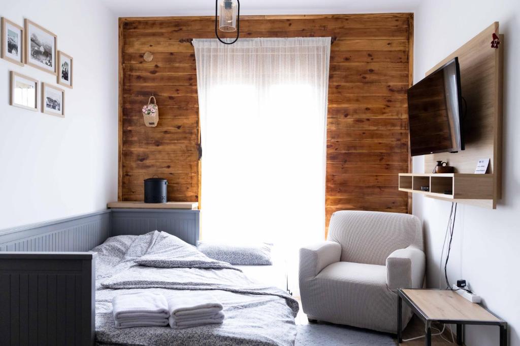TV a/nebo společenská místnost v ubytování Apartmani 1490
