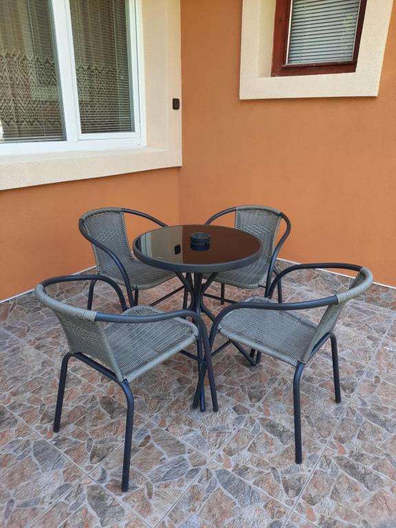 Fotografie z fotogalerie ubytování Guest House Lazar Raykov v destinaci Ribarica
