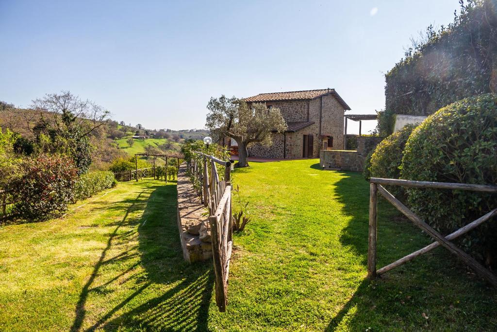 Zahrada ubytování Home with a view in Scansano, Tuscany