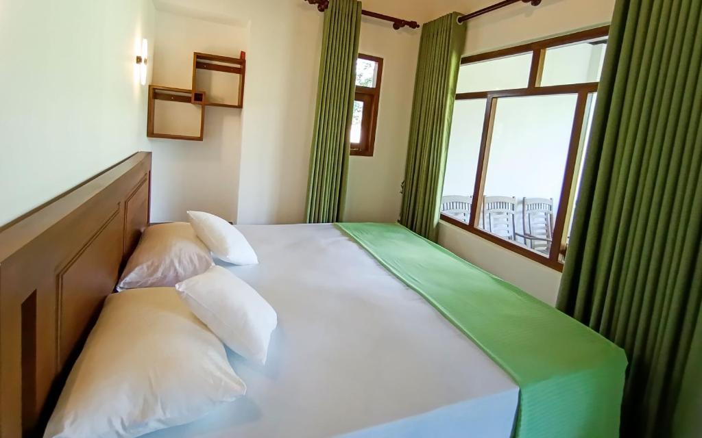 Rainforest Nest - 18