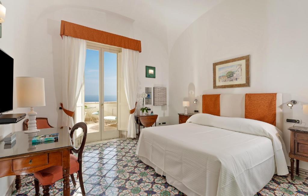 Superior Double or Twin Room with Sea View