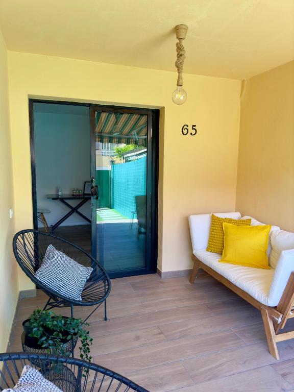 Posezení v ubytování Duplex Sonemar Pool