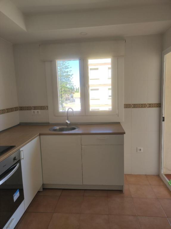 Kuchnia lub aneks kuchenny w obiekcie Apartamento Bajamar