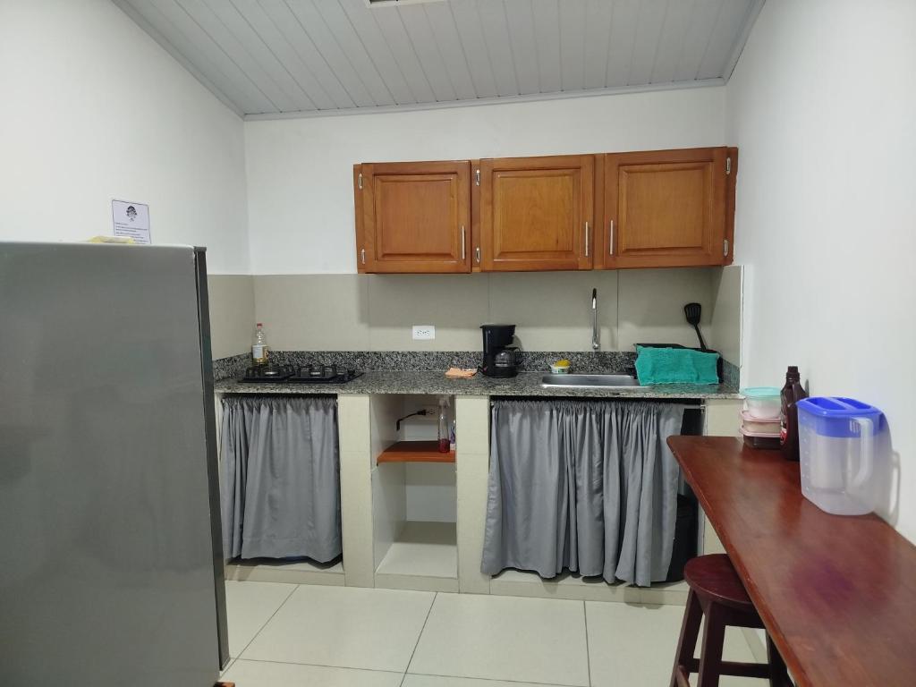 Kuchyň nebo kuchyňský kout v ubytování Kanaq Hotel Tours