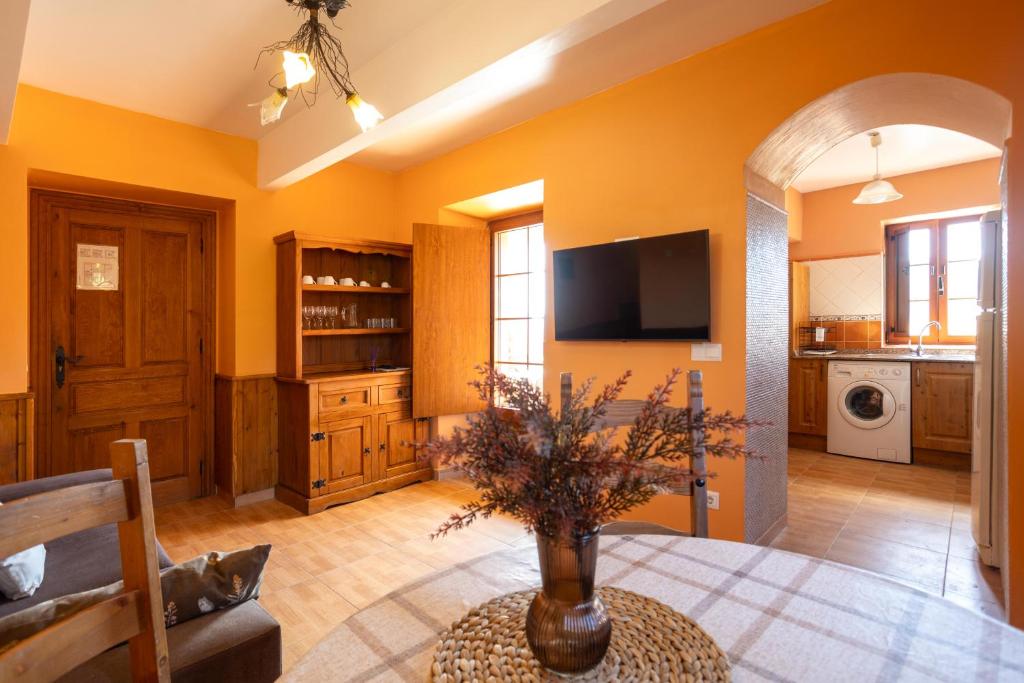 Kuchyň nebo kuchyňský kout v ubytování Apartamentos Rurales Las Dos Torres