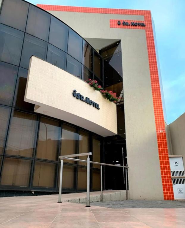 O edifício em que o hotel se localiza