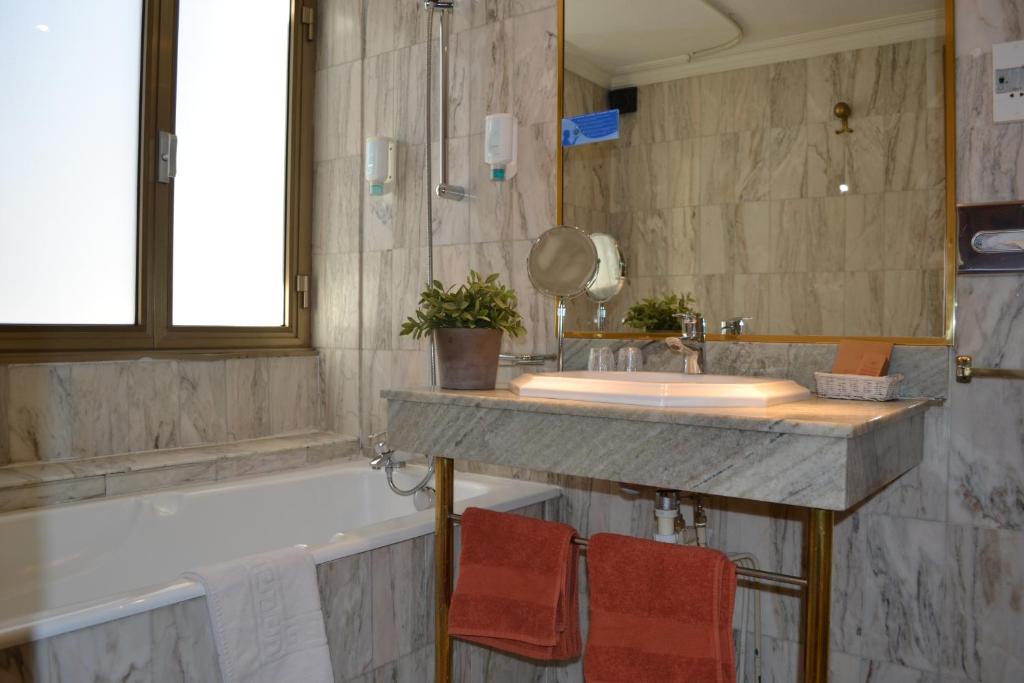 Saint Ferréol - Resim 3