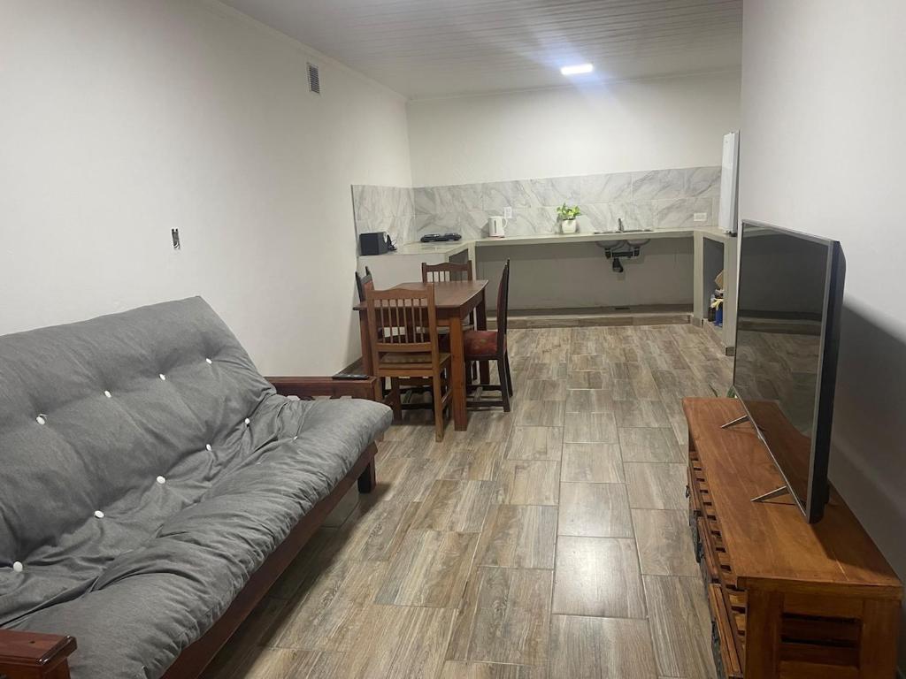 Et tv og/eller underholdning på El Tilo Hospedaje