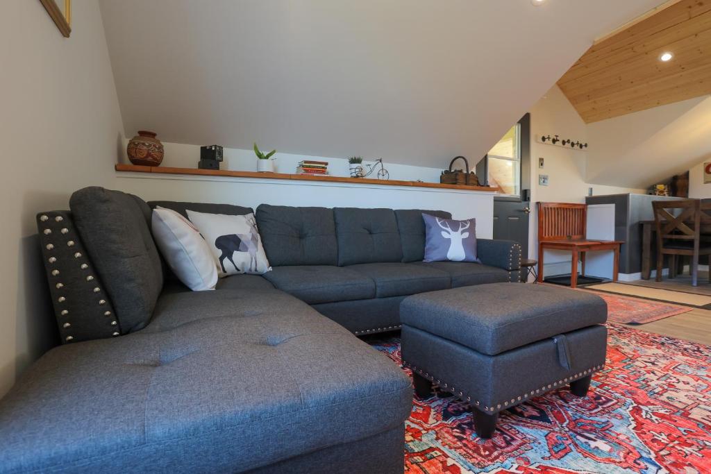 Istumisnurk majutusasutuses "NEWLY BUILT HOME" on 5 acres by the beach