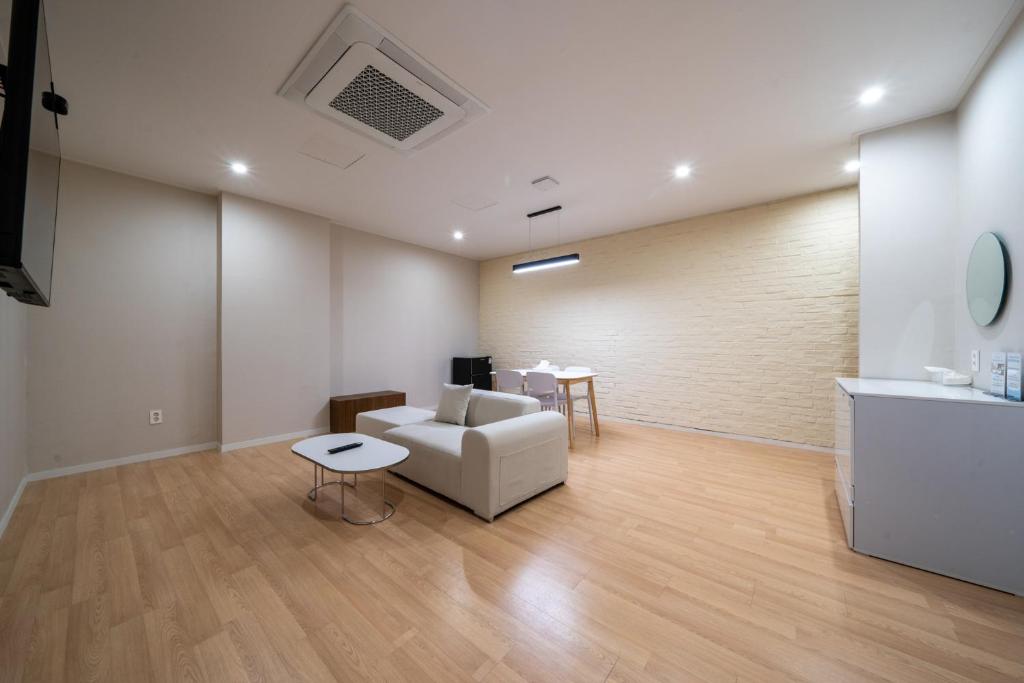 Posezení v ubytování GOYU Hotel