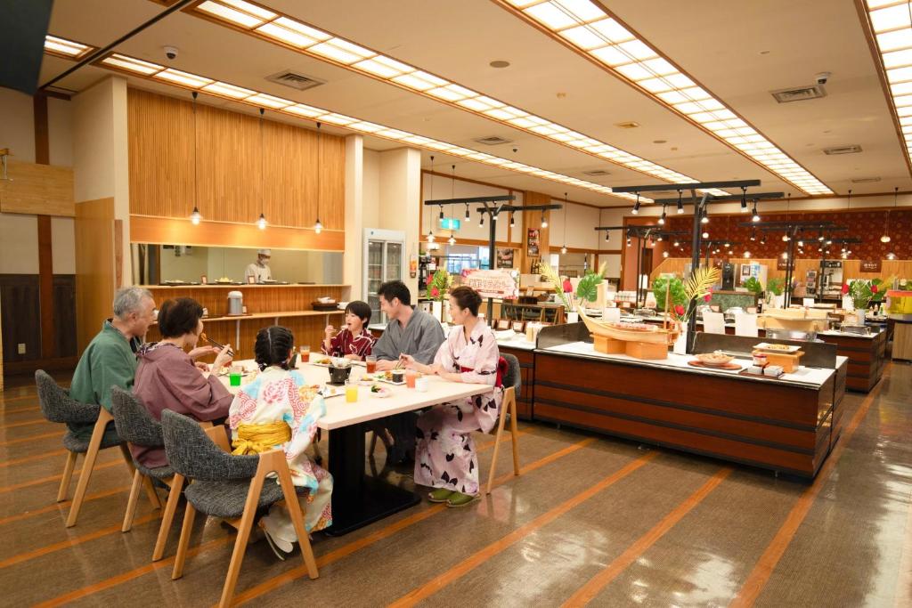Hosté ubytování Ooedo Onsen Monogatari Yamanaka Saichoraku