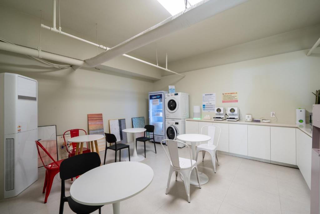 Kuchyň nebo kuchyňský kout v ubytování GOYU Hotel