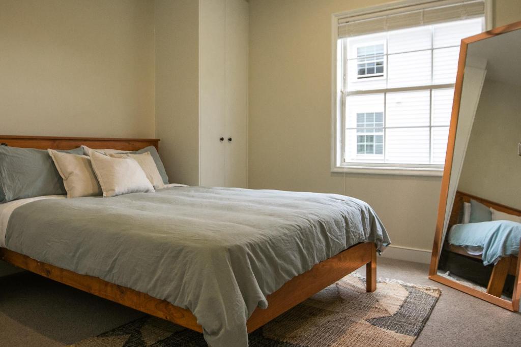 3 Bed Family Retreat Classic Charm With Park Views - Resim 6