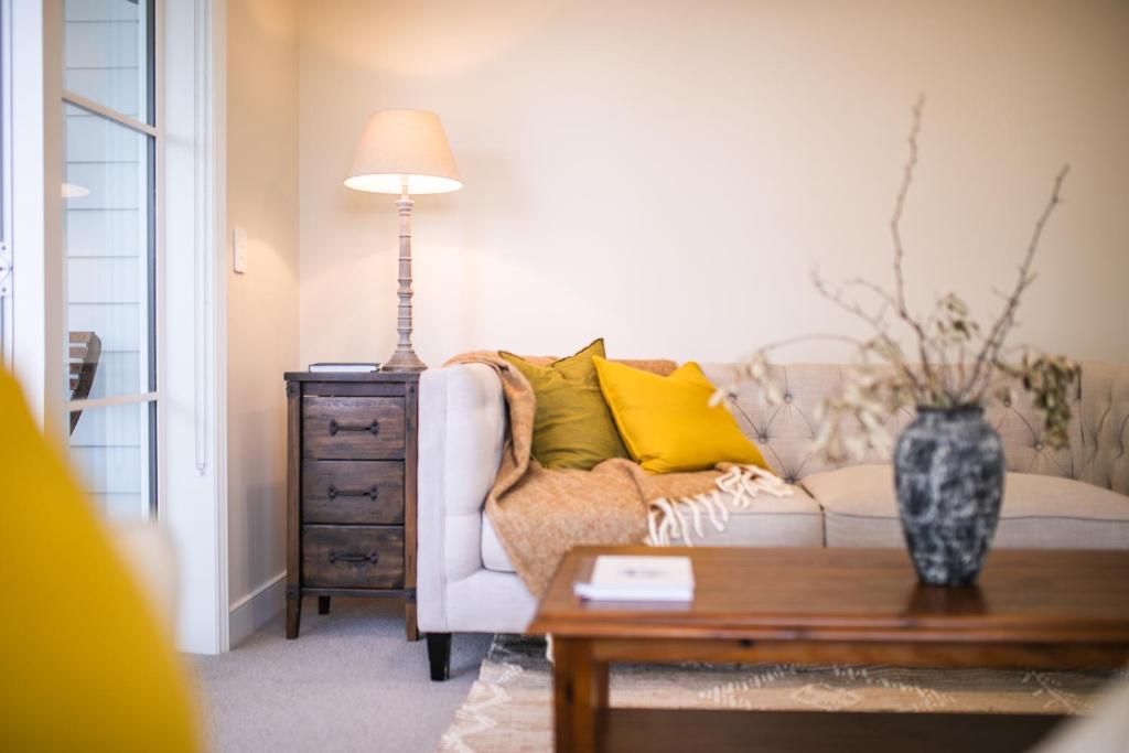 3 Bed Family Retreat Classic Charm With Park Views - Resim 39