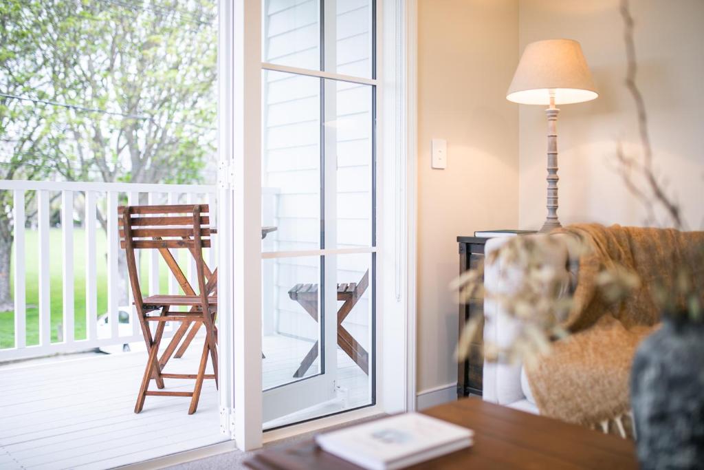 3 Bed Family Retreat Classic Charm With Park Views - Resim 40