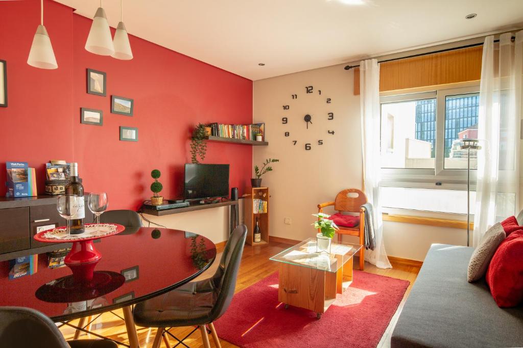 Francos Relaxing Apartment by the metro