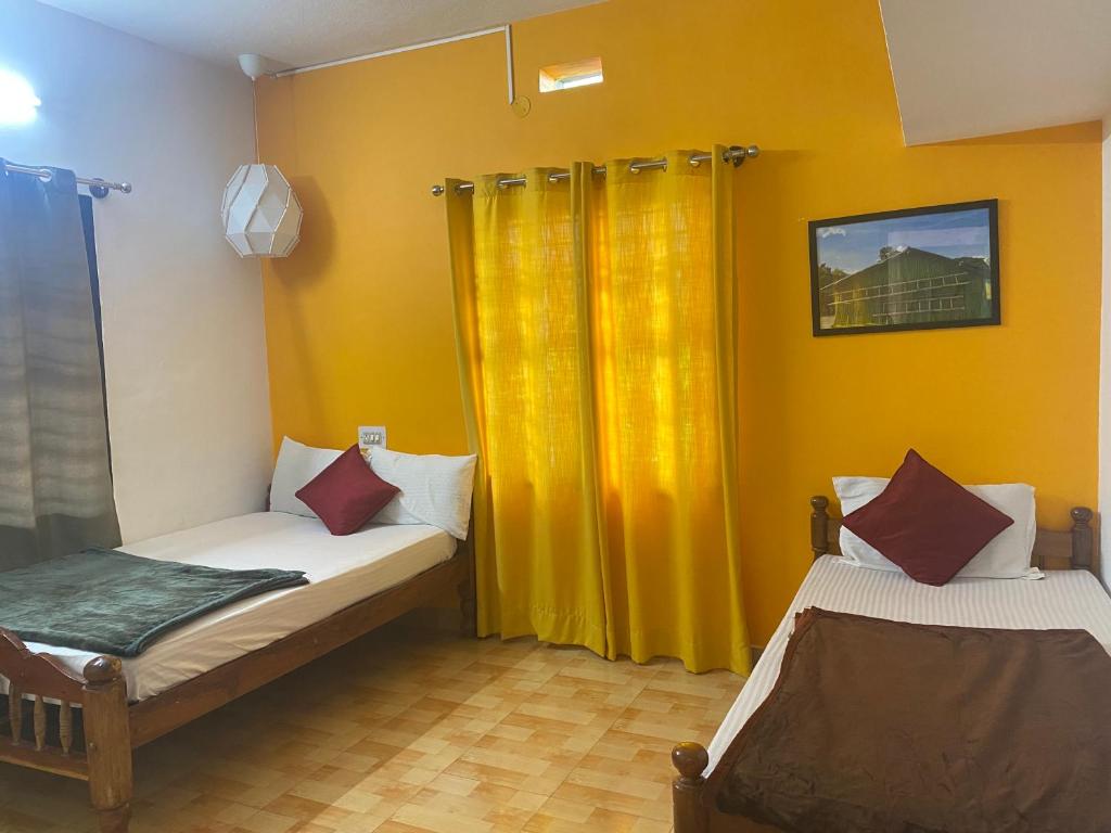 Postel nebo postele na pokoji v ubytování Mountain View guest house