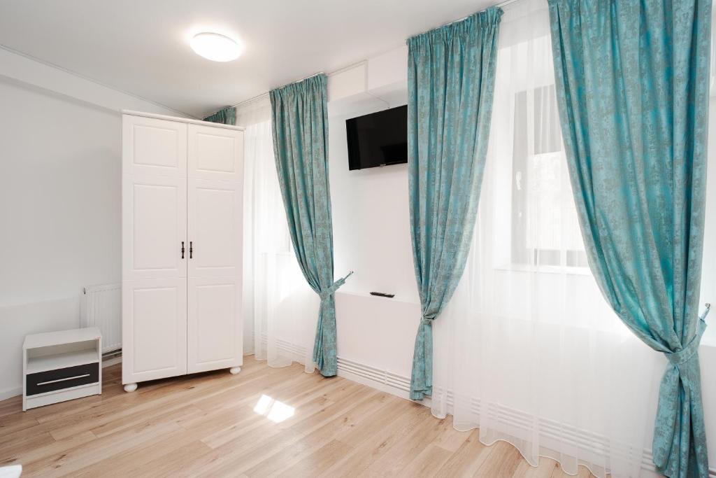 Boutique Hotel Palas 500m Walking Distance - Resim 21