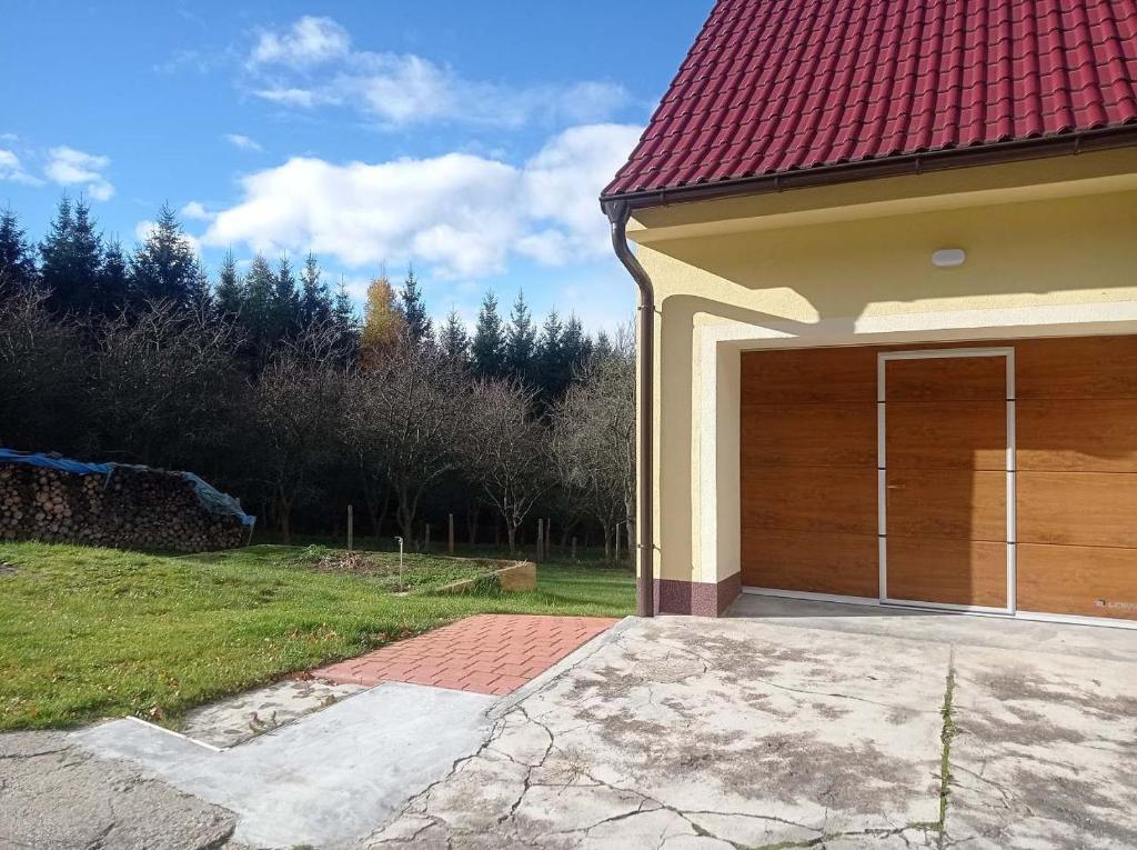 Budova, kde se prázdninový dům nachází