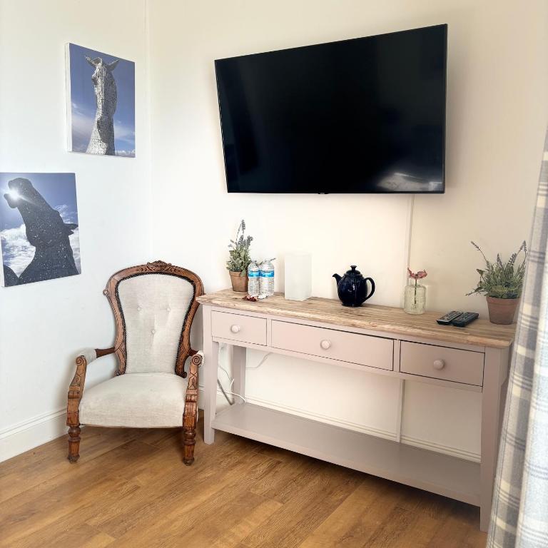 No 1 High Street Boutique Rooms - Superior Suite