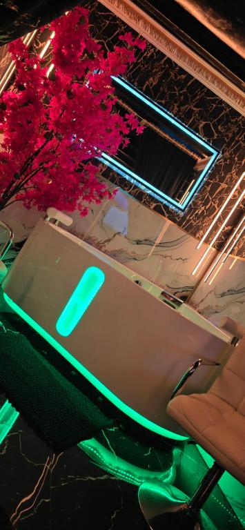 ZAJAZD ALBATROS Rzeszów APARTAMENTY SPA - Suite De Luxe Avec Baignoire Spa
