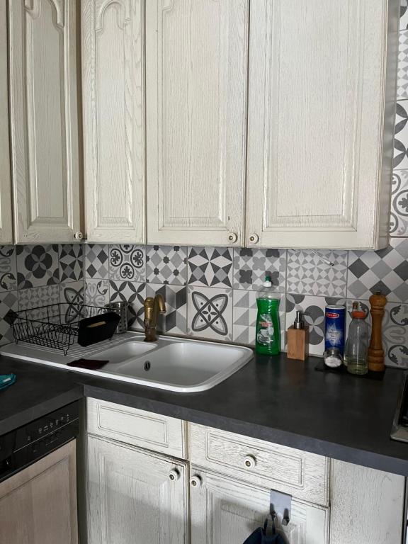 Kuchyň nebo kuchyňský kout v ubytování Gîte Pierre et Meuse