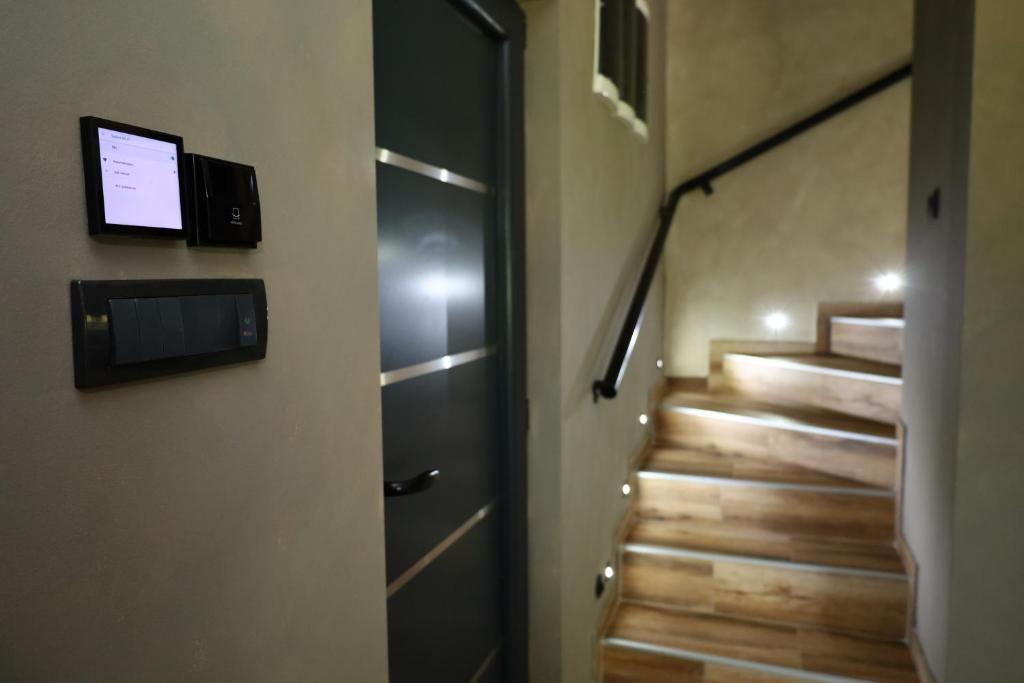 TV i/ili multimedijalni sistem u objektu Belvedere RESORT