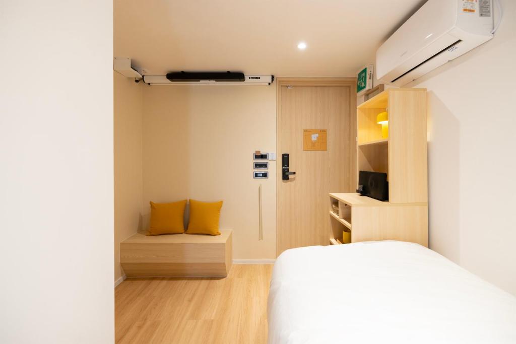 TV a/nebo společenská místnost v ubytování Hotel Marguerite Seoul