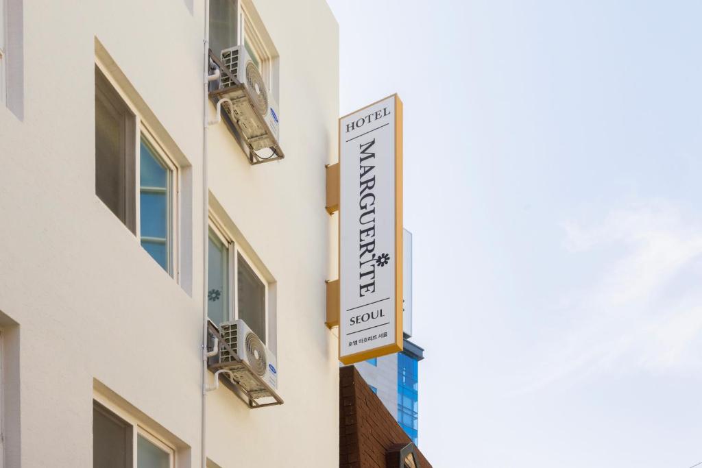 Certifikát, hodnocení, plakát nebo jiný dokument vystavený v ubytování Hotel Marguerite Seoul