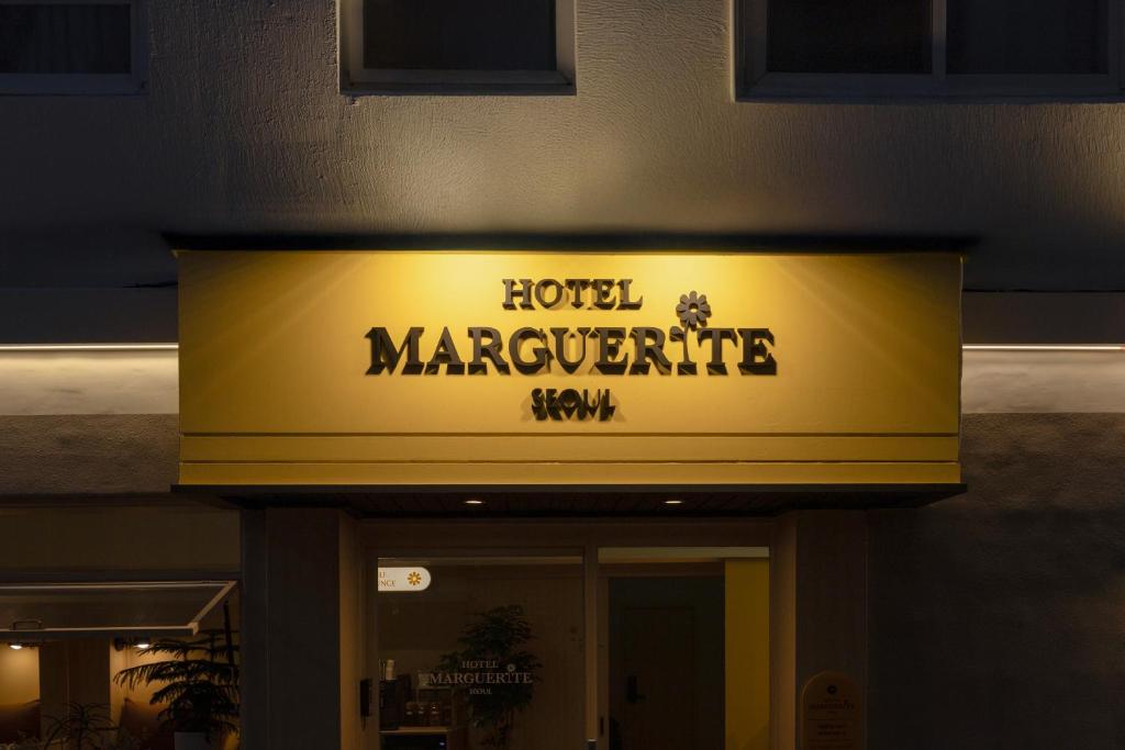 Certifikát, hodnocení, plakát nebo jiný dokument vystavený v ubytování Hotel Marguerite Seoul