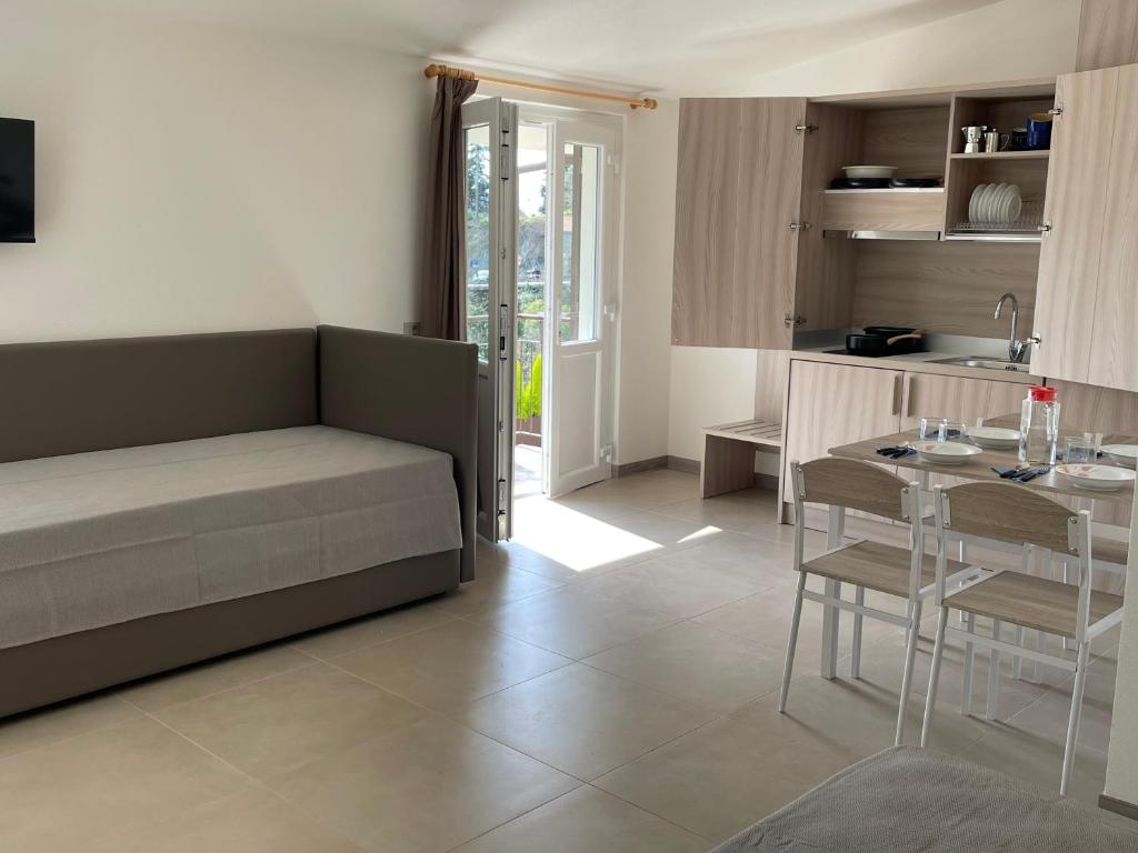 Livin' Rooms