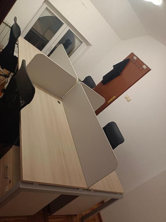 TV a/nebo společenská místnost v ubytování panda Victor Space Capsule Hostel-Neo Nomad