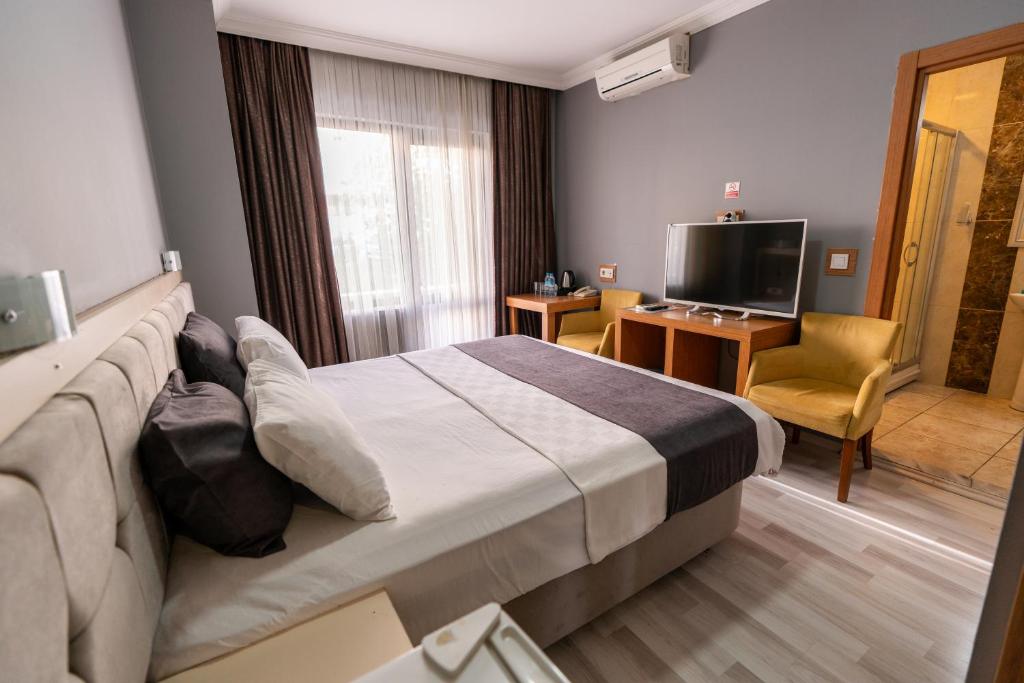 Emsa Palace Hotel - Standaard Eenpersoonskamer
