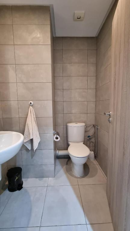 Koupelna v ubytování Appartement luxueux - Piscines, Plage 300m, Résidence fermée