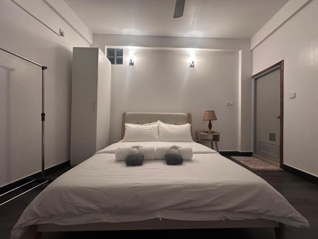 لابی و فضای عمومی Riviera Cove - Transit Apartment, 15 mins to Airport - تصویر ۵