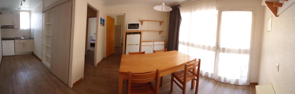 Kuchyň nebo kuchyňský kout v ubytování VVF Résidence Île de Ré Ars-en-Ré