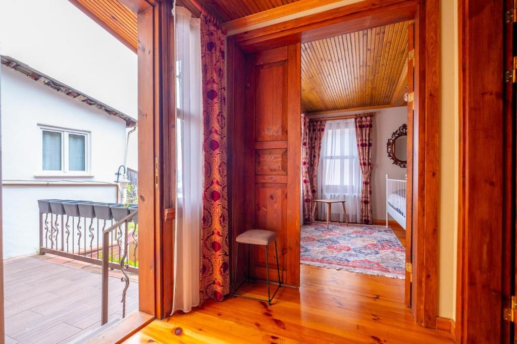 Postel nebo postele na pokoji v ubytování Çınarlı hotel