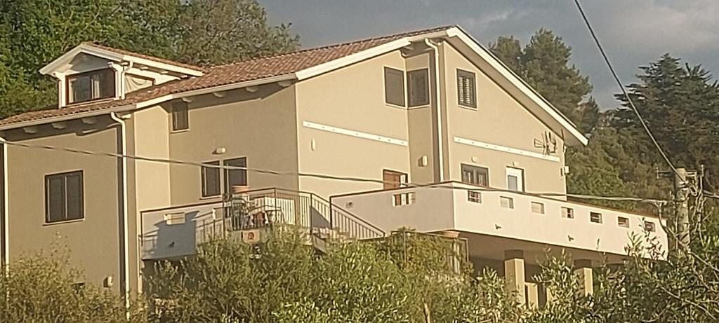 Budova, v ktorej sa ubytovanie bed & breakfast nachádza