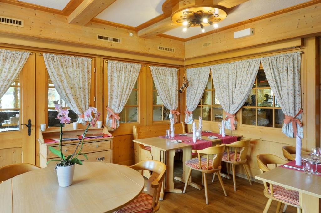 Restaurace v ubytování Hotel Kirchbühl Superior
