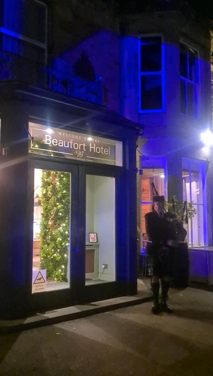 Beaufort Hotel - Resim 6