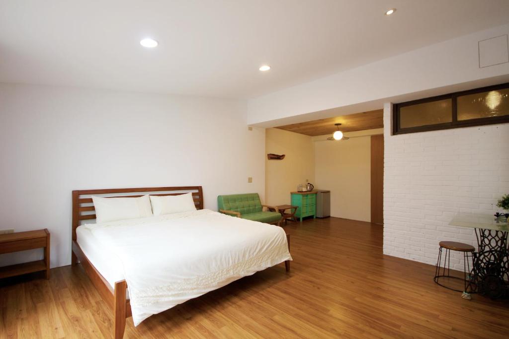 Little Time Guesthouse - 高级双人间