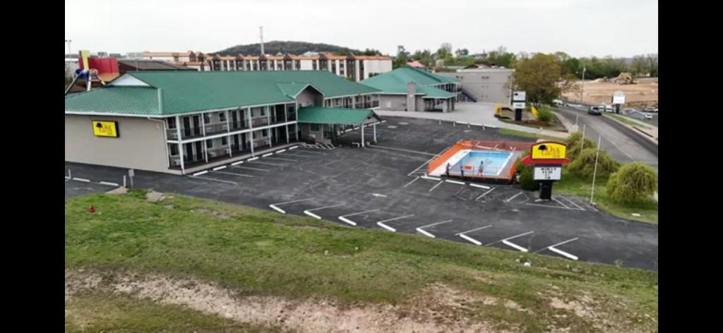 Oak Grove Inn photo